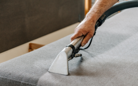 deep cleaning services on upholstery